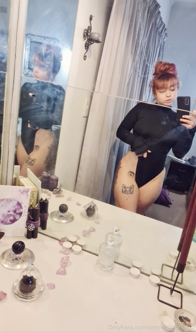 Photo by xmoonlightxrayx published on October 14,2023 10:42:33 - BestThots