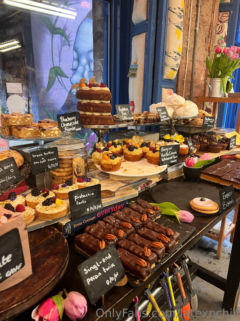 Photo by latexnchill published on June 27,2023 00:11:33 - BestThots