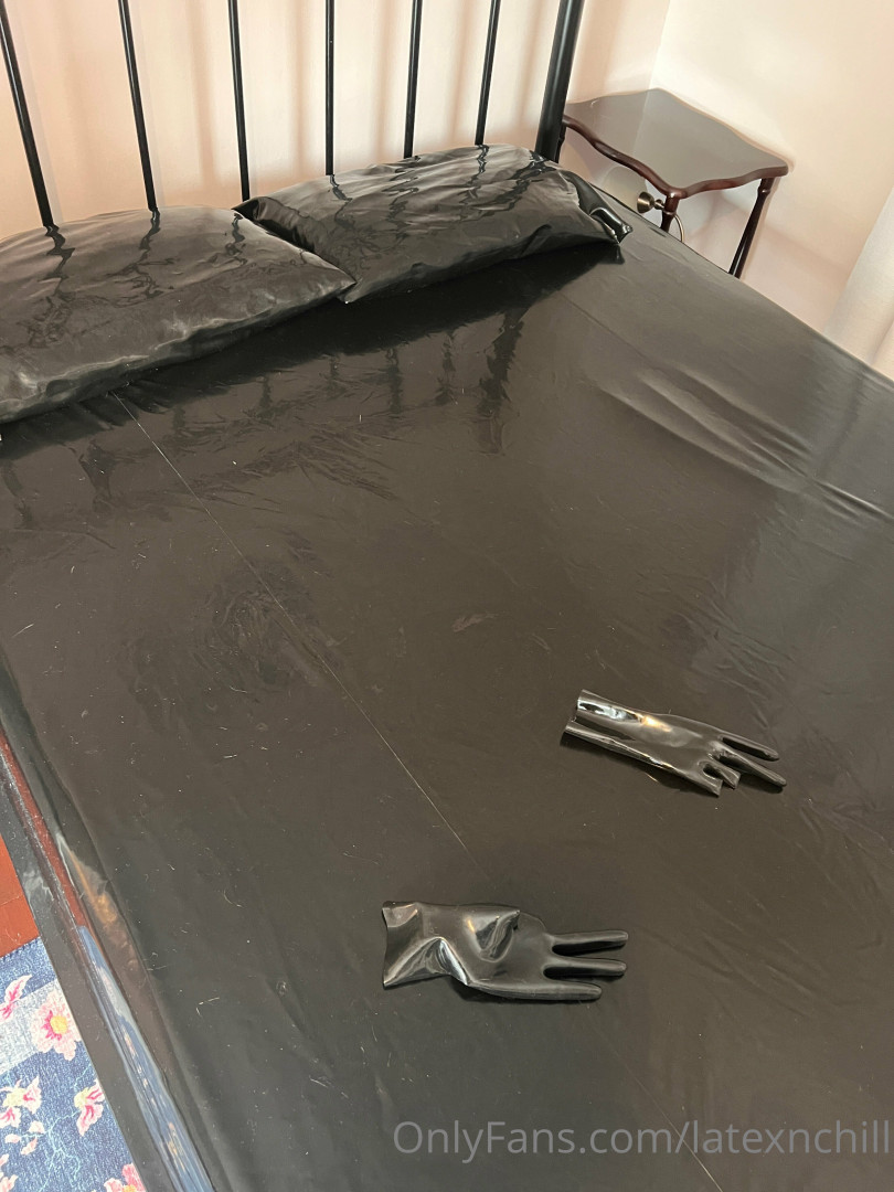 Photo by latexnchill published on June 27,2023 00:14:44 - BestThots