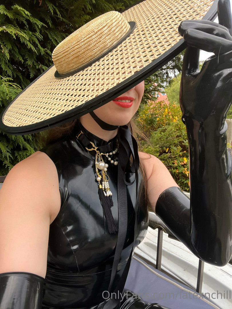 Photo by latexnchill published on June 27,2023 00:18:22 - BestThots