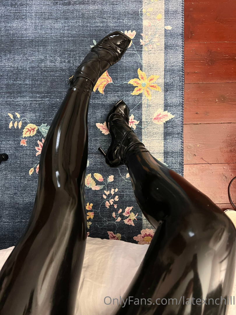 Photo by latexnchill published on June 27,2023 00:19:59 - BestThots