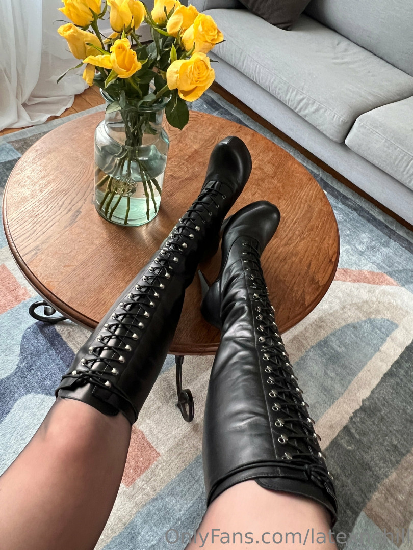 Photo by latexnchill published on June 27,2023 00:23:53 - BestThots