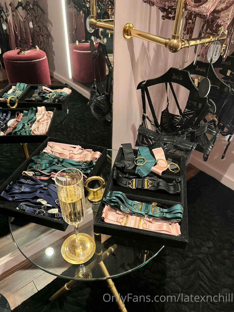 Photo by latexnchill published on June 27,2023 00:26:01 - BestThots