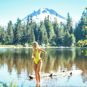 saraunderwood #3276365