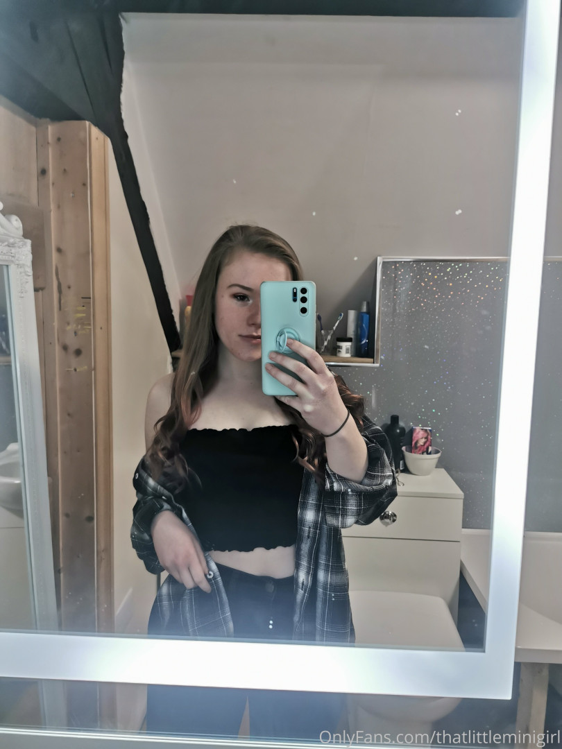 Photo by thatlittleminigirl published on May 17,2023 06:02:31 - BestThots