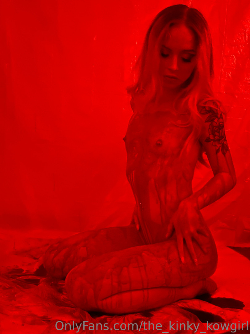 Photo by the_kinky_kowgirl published on May 17,2023 04:58:29 - BestThots