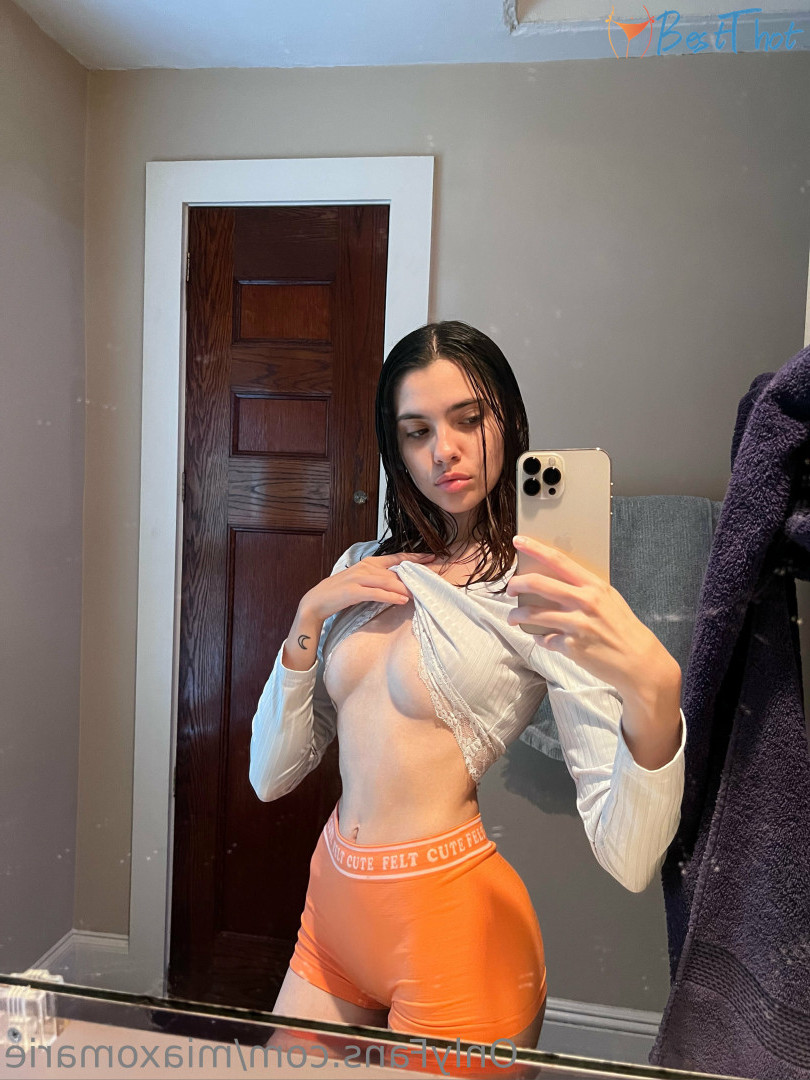 Photo by miaxomarie published on December 24,2024 02:16:09 - BestThots