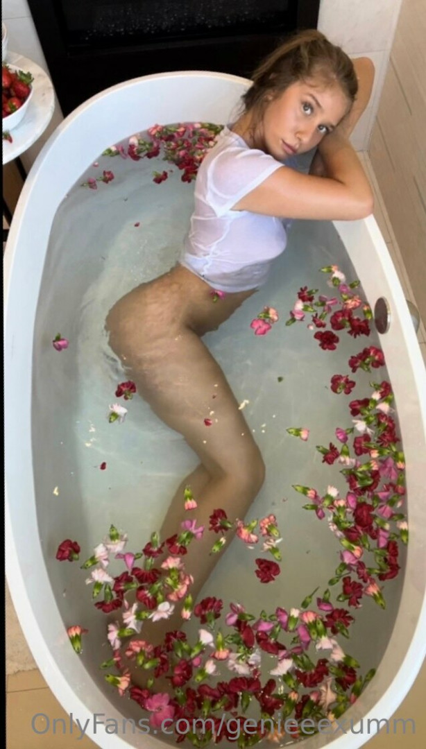 Photo by genieeexumm published on January 15,2024 21:33:01 - BestThots