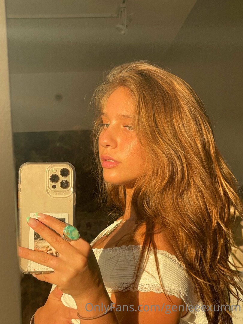 Photo by genieeexumm published on January 15,2024 21:38:10 - BestThots