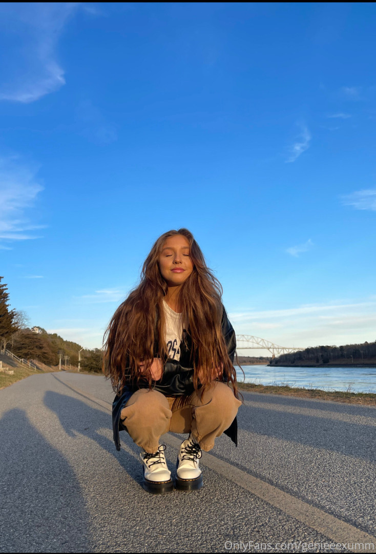 Photo by genieeexumm published on January 15,2024 21:44:18 - BestThots