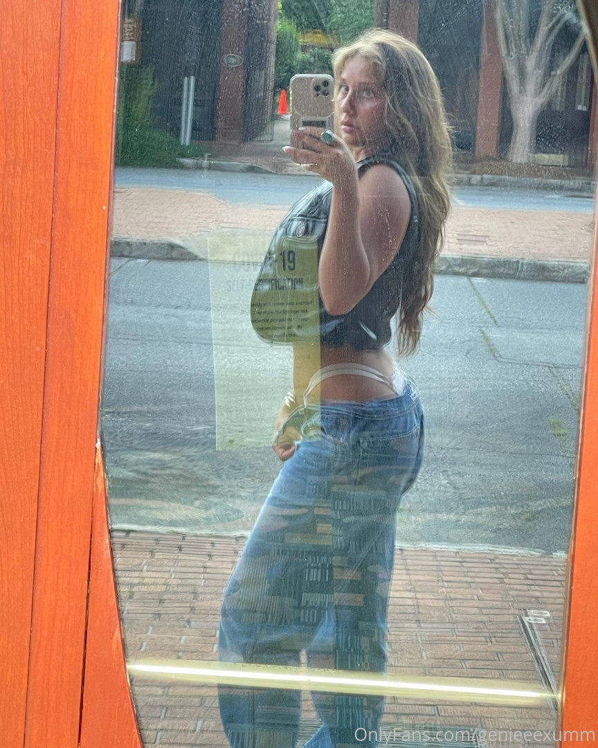 Photo by genieeexumm published on January 15,2024 21:45:12 - BestThots