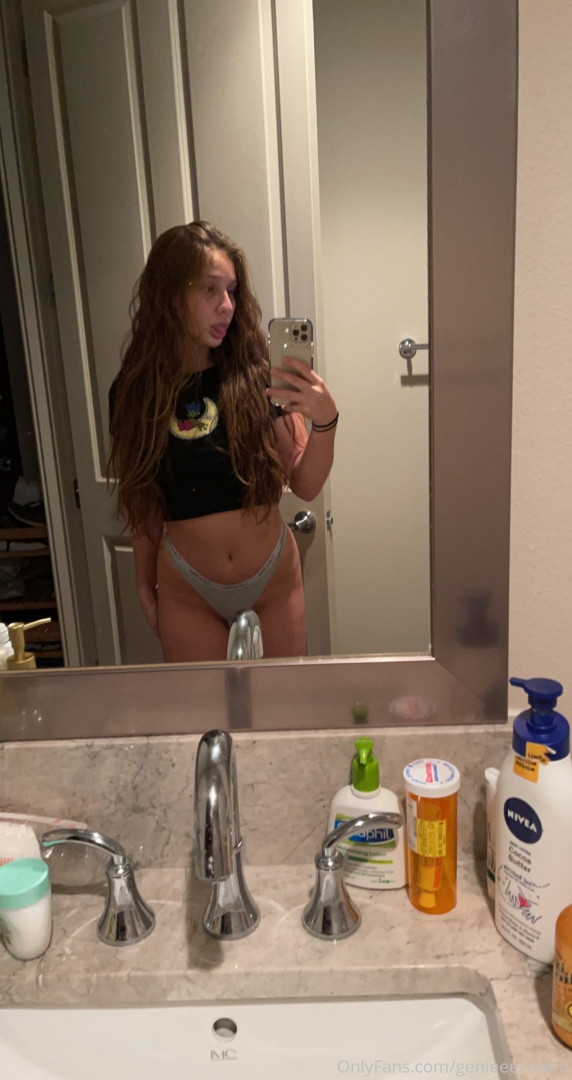 Photo by genieeexumm published on January 15,2024 21:48:33 - BestThots