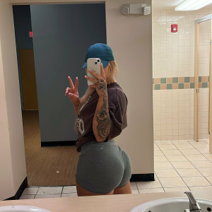 alaina_elliss #8375763