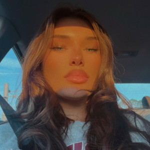 alaina_elliss #8375765