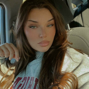 alaina_elliss #8375772