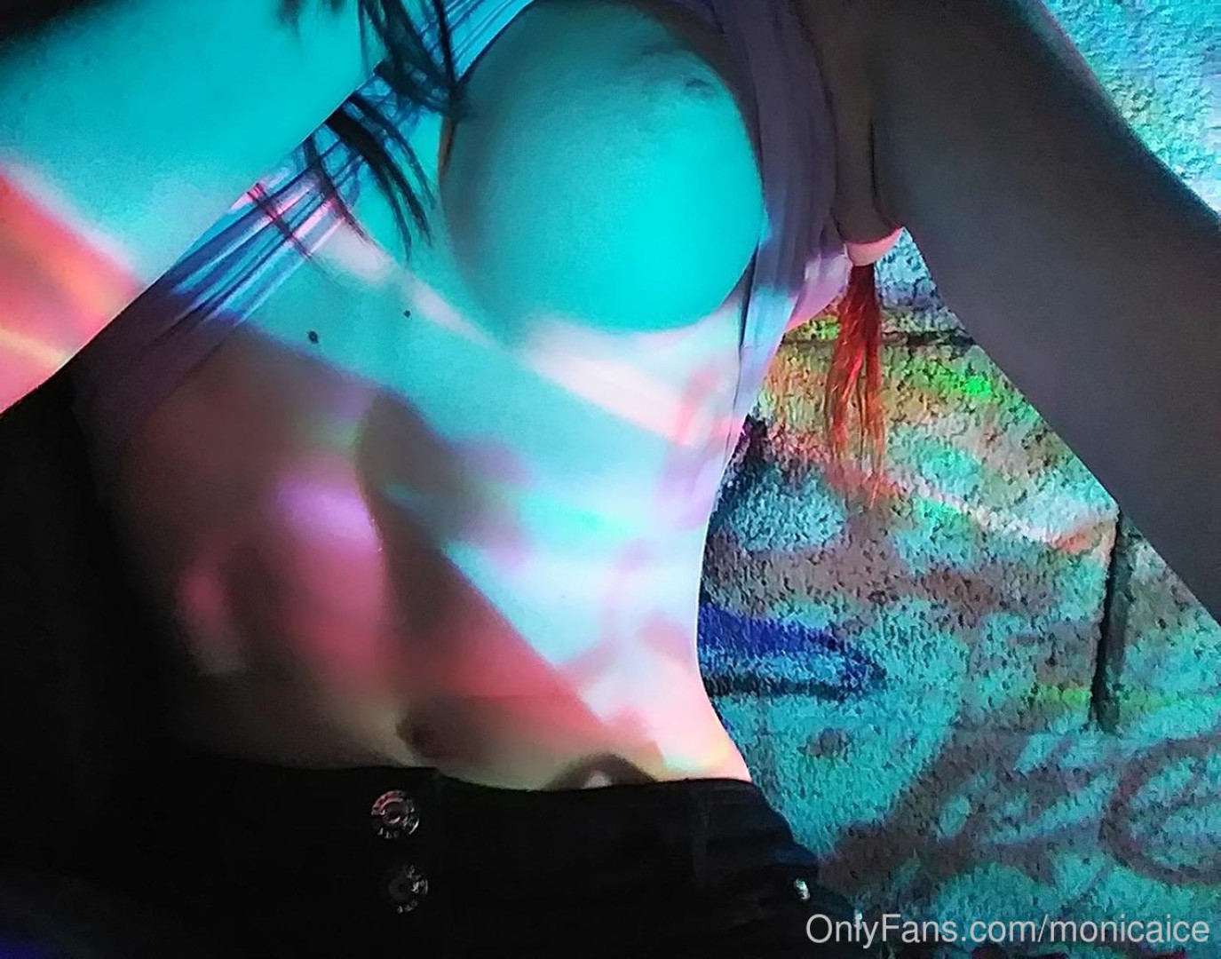 Photo by emeryeverest published on January 14,2024 06:11:19 - BestThots