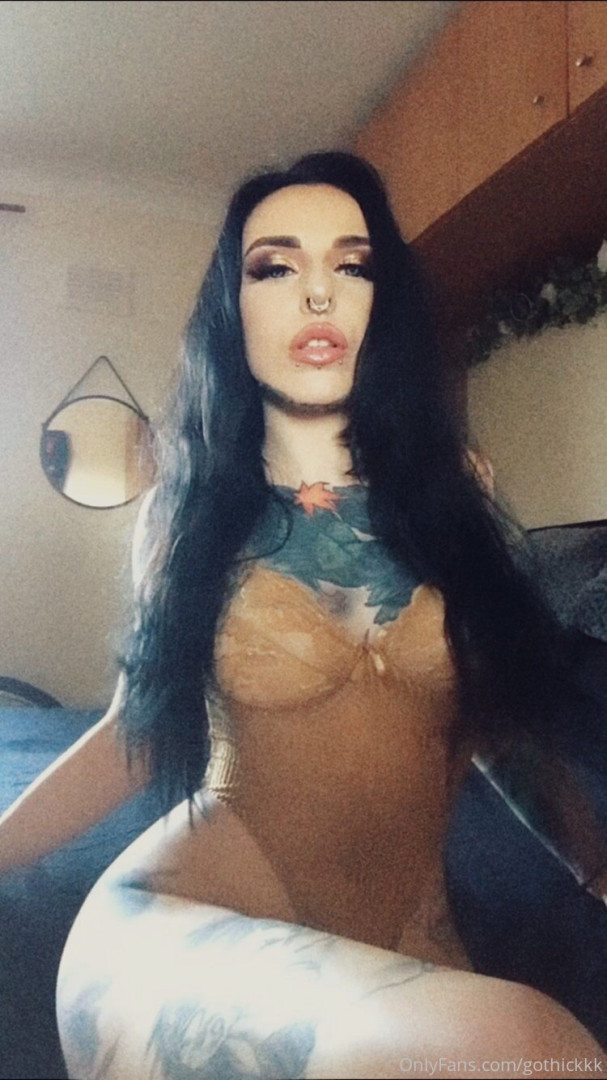 Photo by gothickkk published on October 16,2023 00:41:41 - BestThots