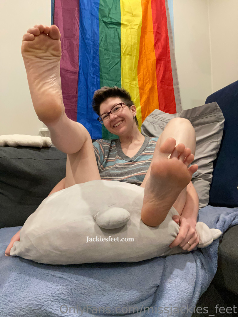 Photo by missjackies_feet published on July 23,2023 01:43:20 - BestThots