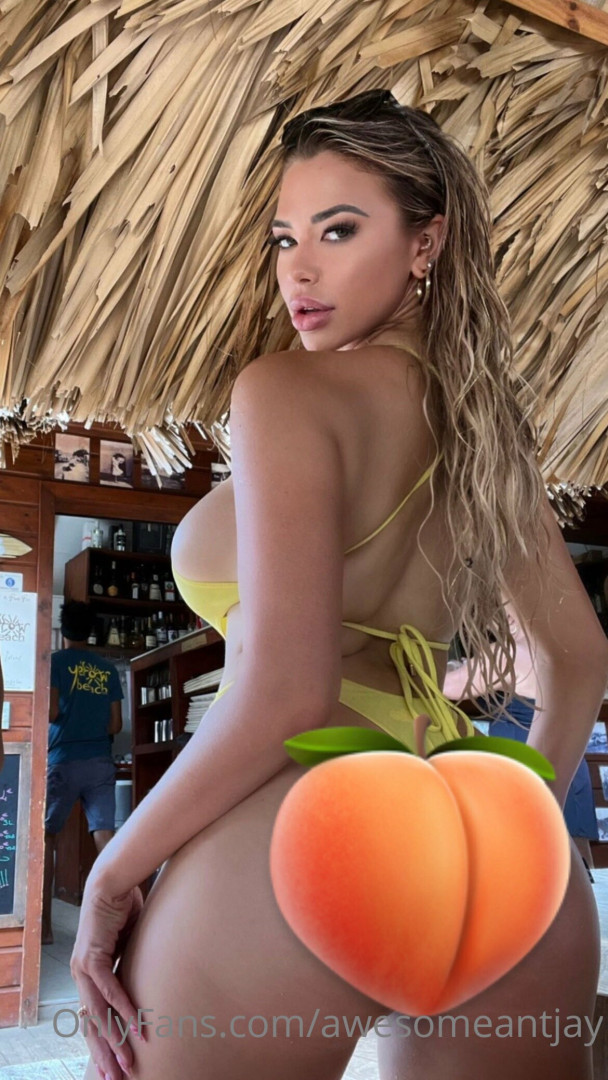 Photo by awesomeantjay published on November 28,2023 19:01:26 - BestThots