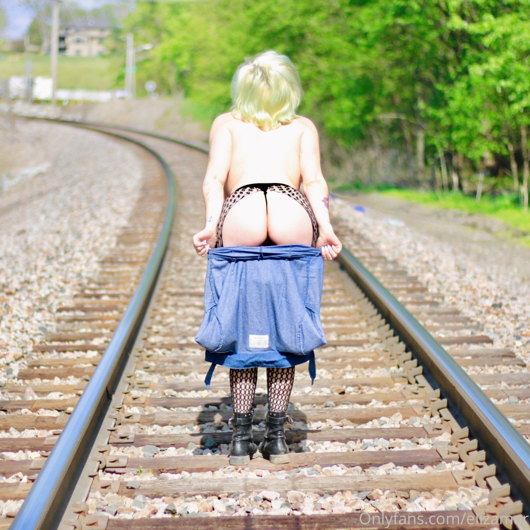 Photo by mrsunivrse published on October 13,2023 09:09:23 - BestThots