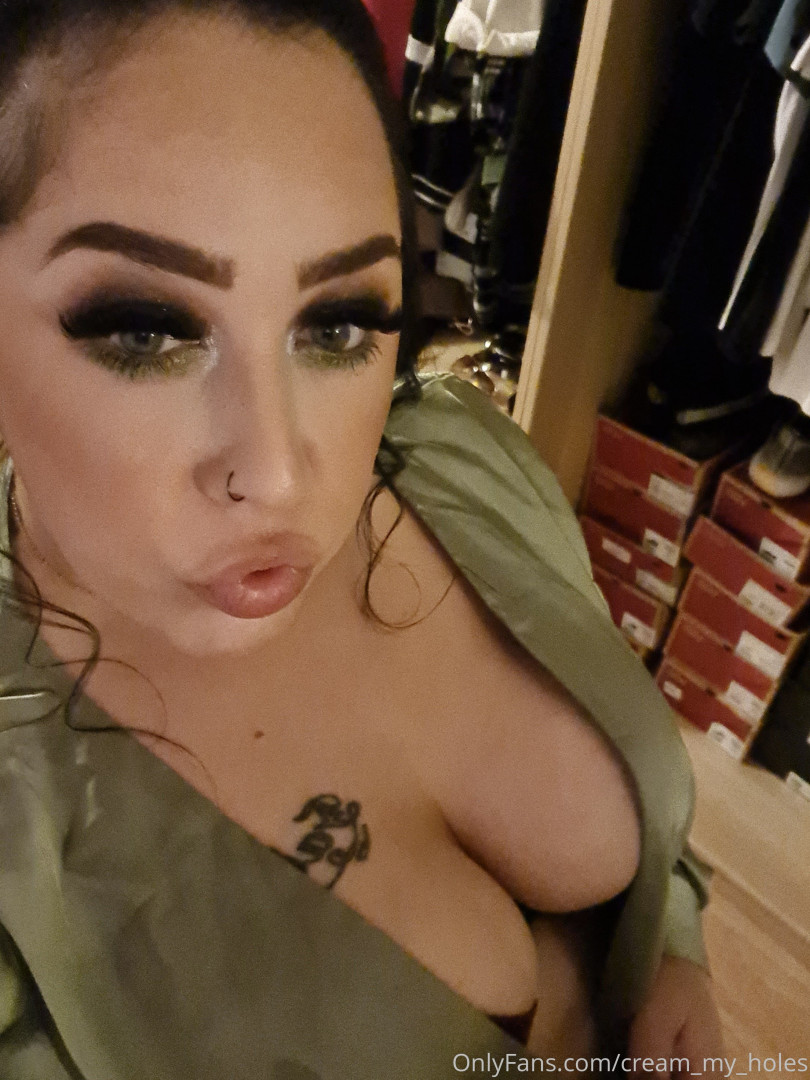 Photo by cream_my_holes published on October 12,2023 02:23:17 - BestThots