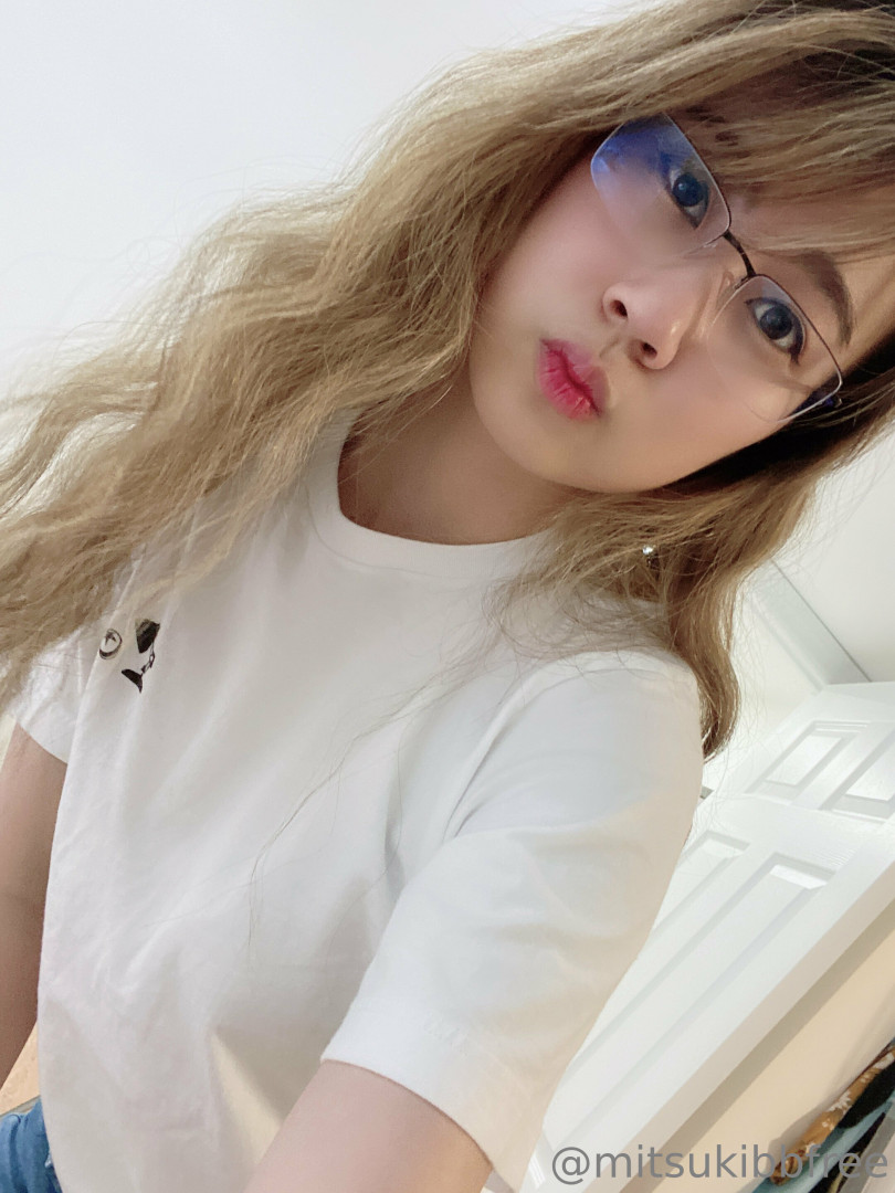 Photo by mitsukibbfree published on October 11,2023 19:01:32 - BestThots