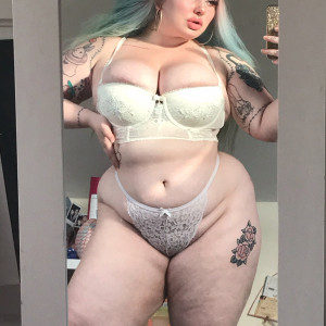 squishkween #1205993