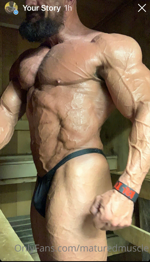 Photo by maturedmuscle published on October 12,2023 21:49:29 - BestThots