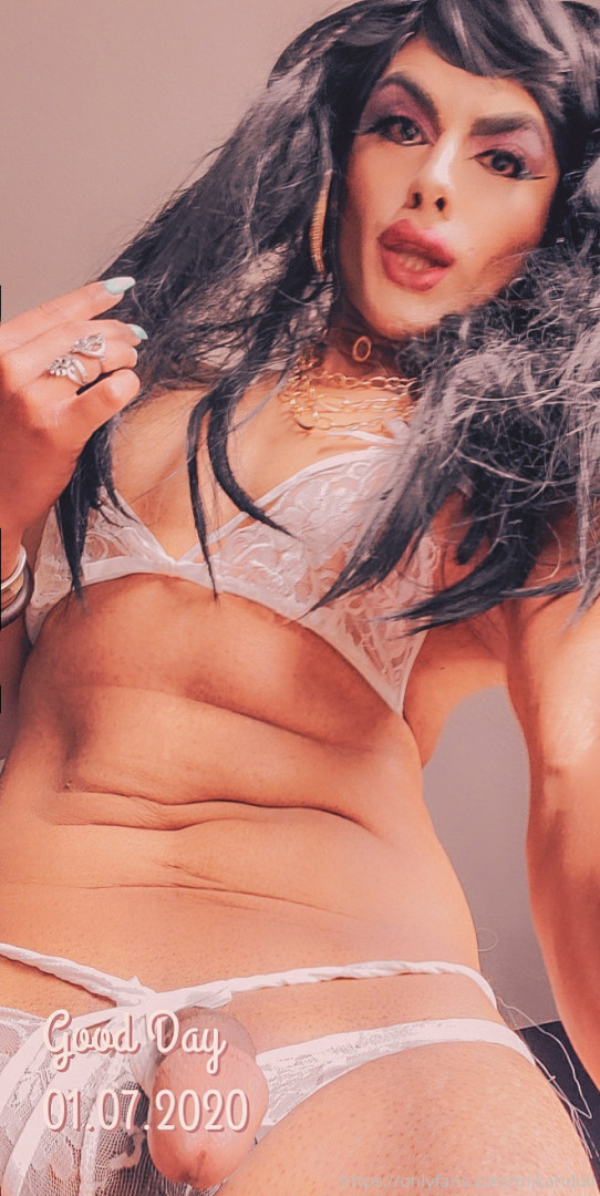 Photo by mikahdoll published on June 7,2023 11:19:52 - BestThots