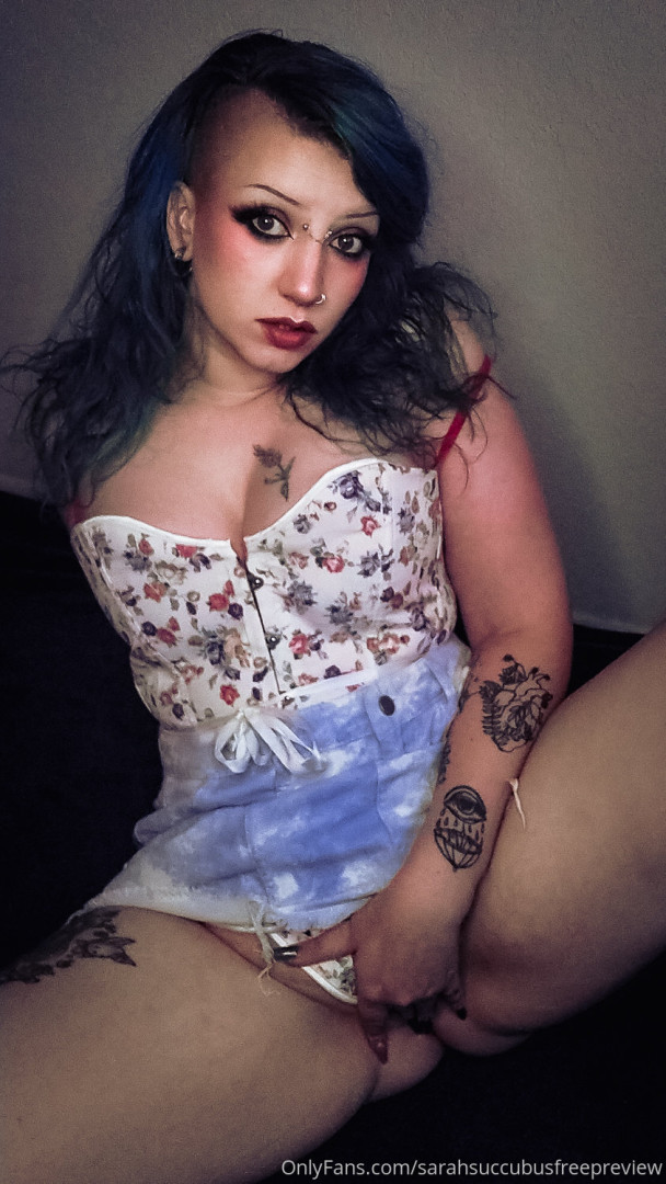 Photo by sarahsuccubusfreepreview published on July 25,2023 05:37:58 - BestThots