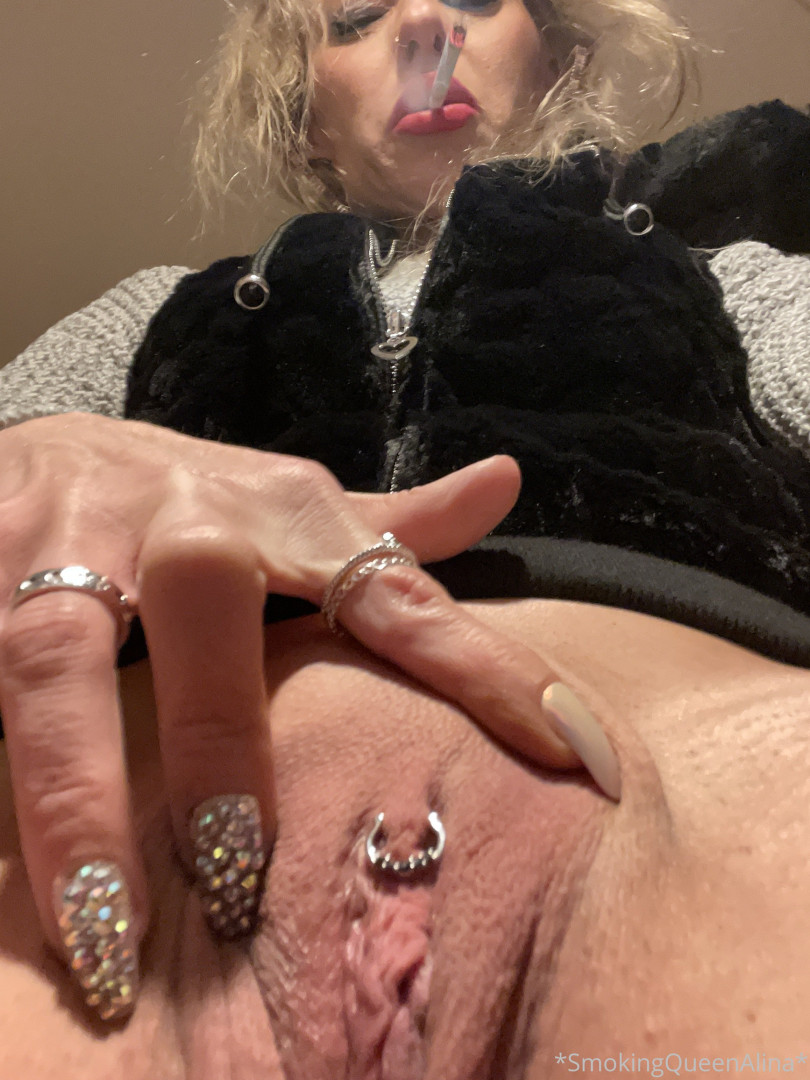 Photo by smokingqueenalina published on May 17,2023 21:33:43 - BestThots