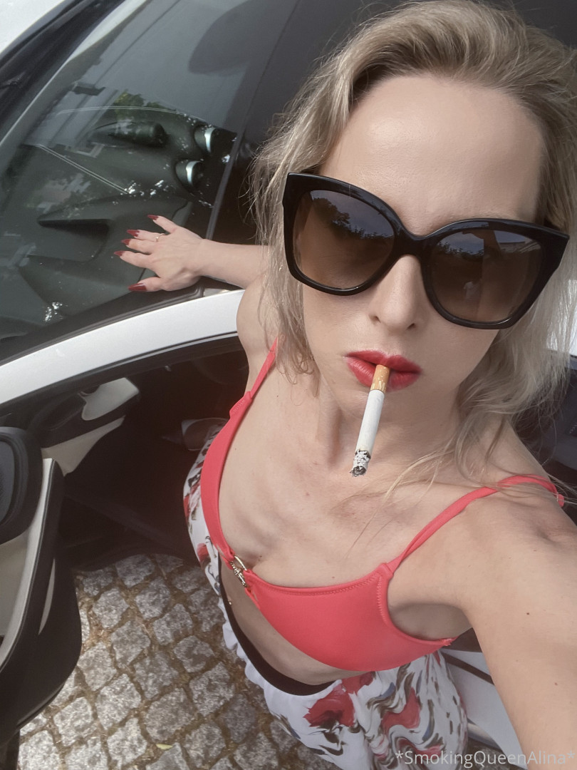 Photo by smokingqueenalina published on May 17,2023 21:33:49 - BestThots