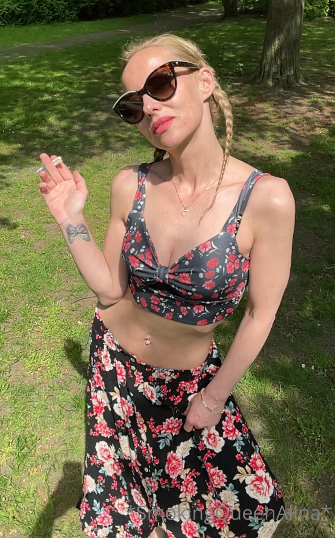 Photo by smokingqueenalina published on May 17,2023 21:38:45 - BestThots