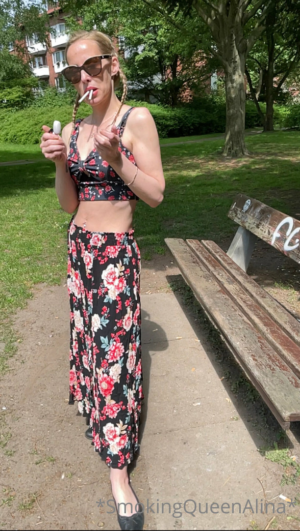 Photo by smokingqueenalina published on May 17,2023 21:39:06 - BestThots