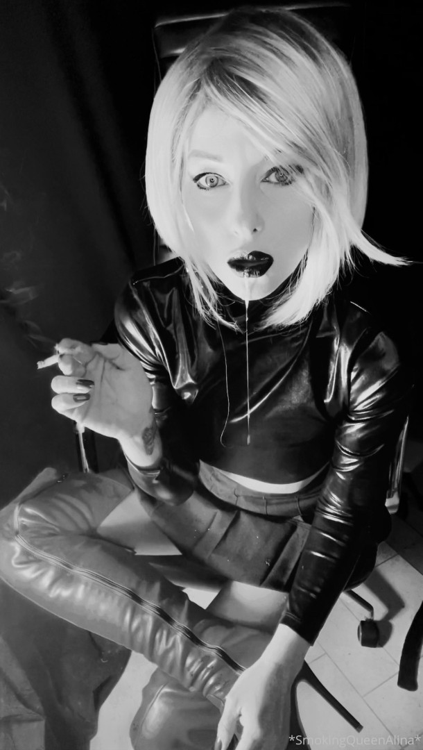 Photo by smokingqueenalina published on May 17,2023 21:39:38 - BestThots