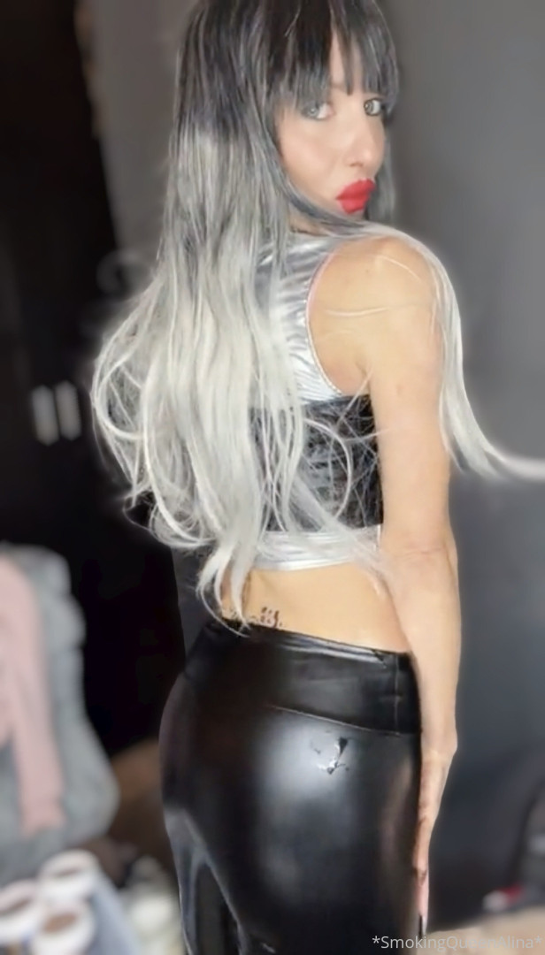 Photo by smokingqueenalina published on May 17,2023 21:40:58 - BestThots