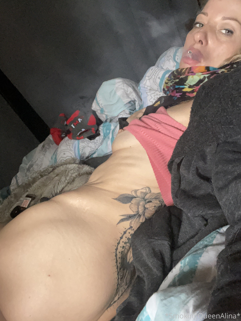 Photo by smokingqueenalina published on May 17,2023 21:41:01 - BestThots