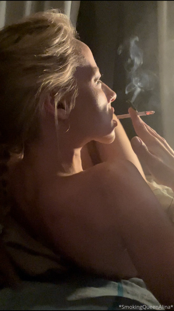 Photo by smokingqueenalina published on May 17,2023 21:41:56 - BestThots