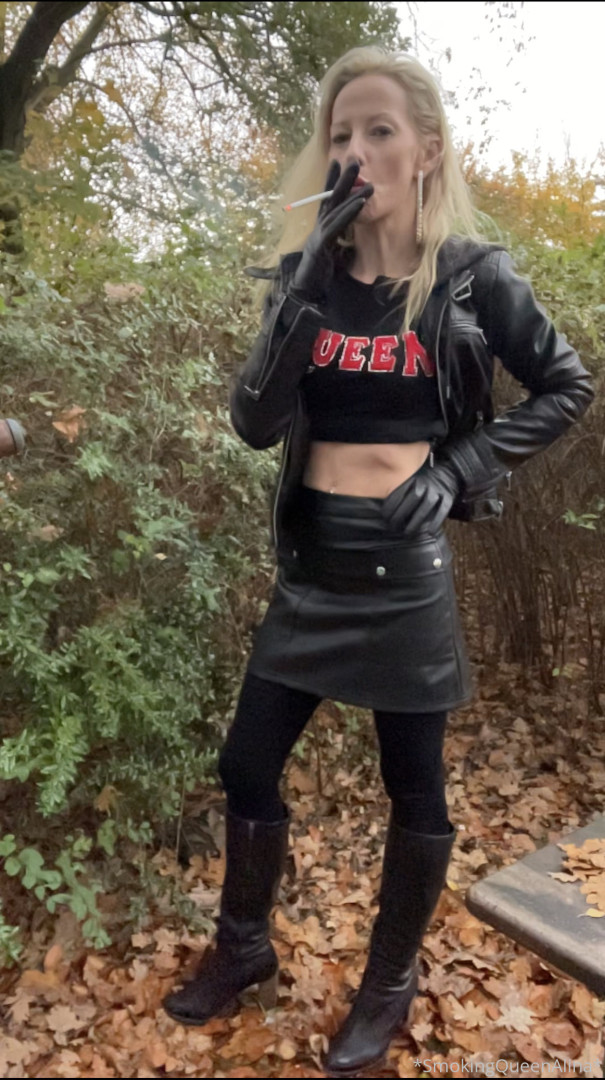 Photo by smokingqueenalina published on May 17,2023 21:42:33 - BestThots