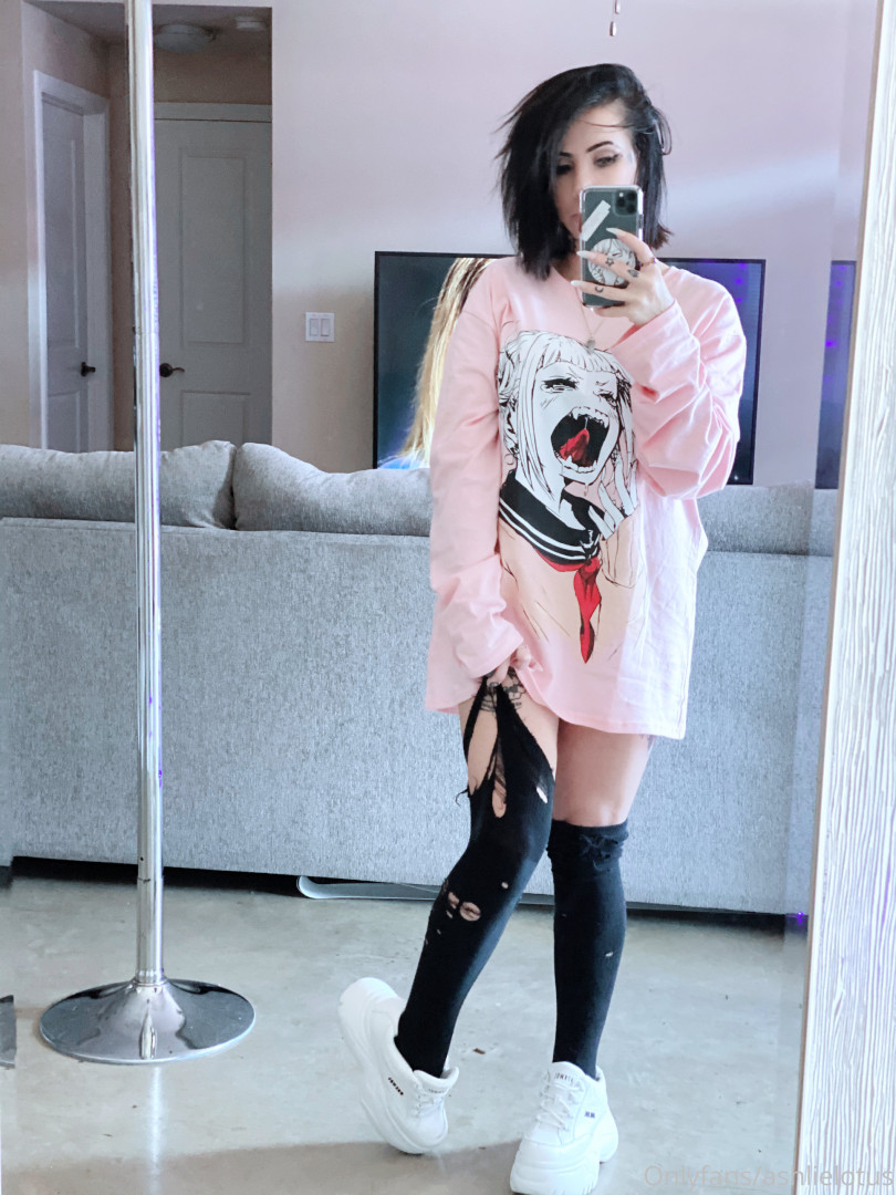 Photo by ashlielotus published on November 23,2023 22:54:18 - BestThots