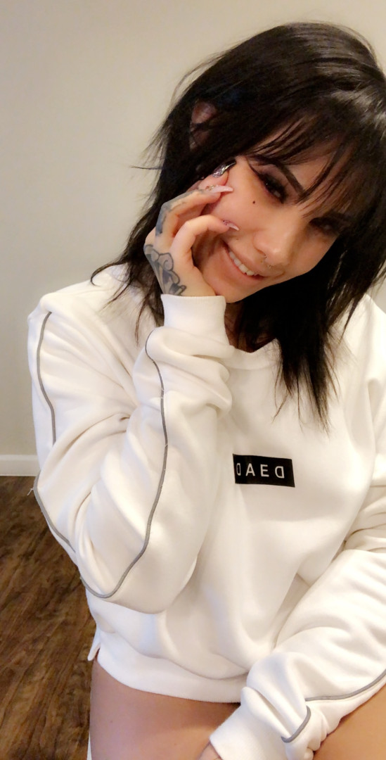 Photo by ashlielotus published on November 23,2023 23:03:01 - BestThots