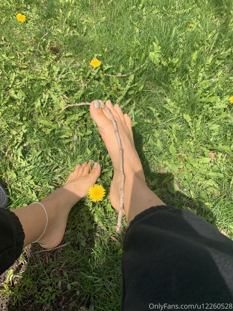 Photo by amberskyetoesies published on October 16,2023 11:34:54 - BestThots