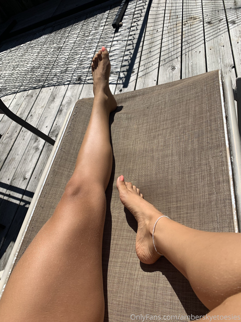 Photo by amberskyetoesies published on October 16,2023 12:52:00 - BestThots