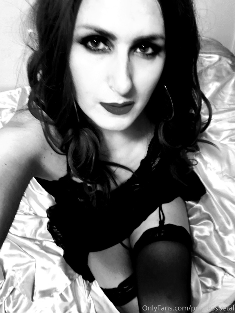 Photo by princesspetal published on October 16,2023 07:58:50 - BestThots