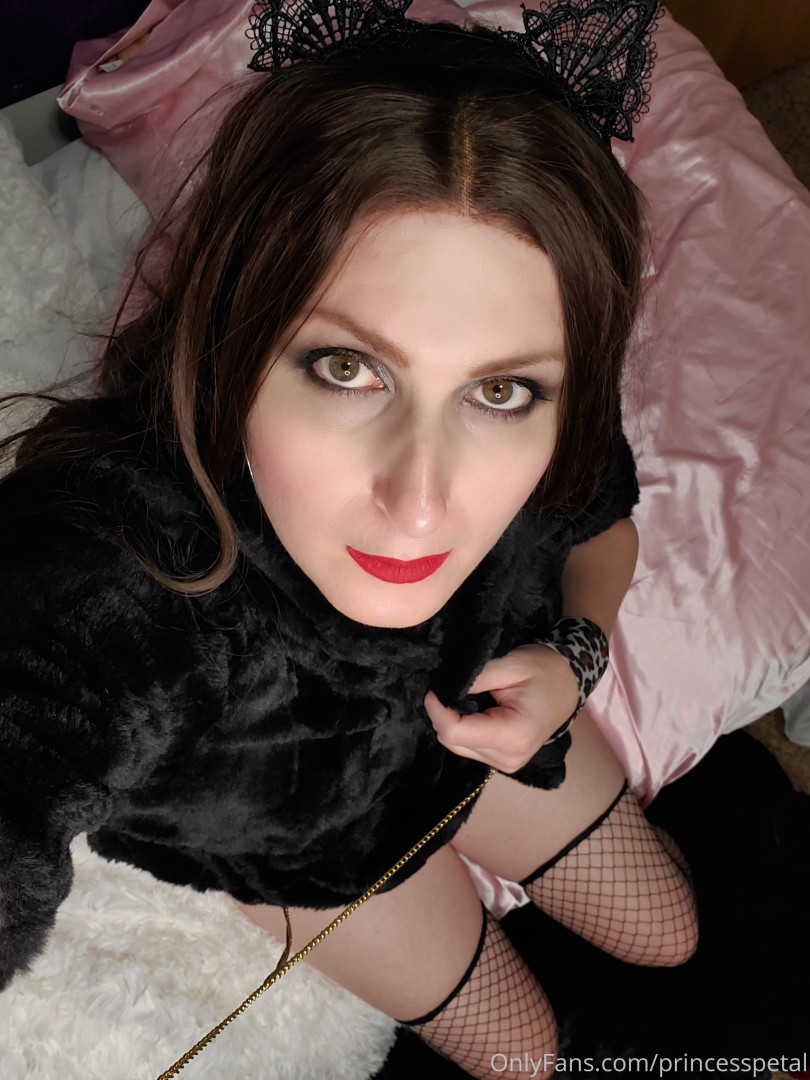 Photo by princesspetal published on October 16,2023 10:23:53 - BestThots