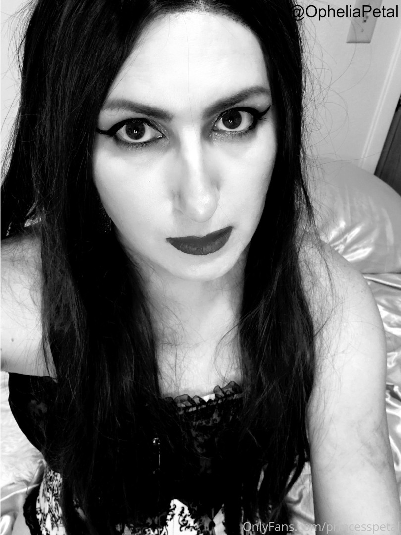 Photo by princesspetal published on October 16,2023 10:30:14 - BestThots