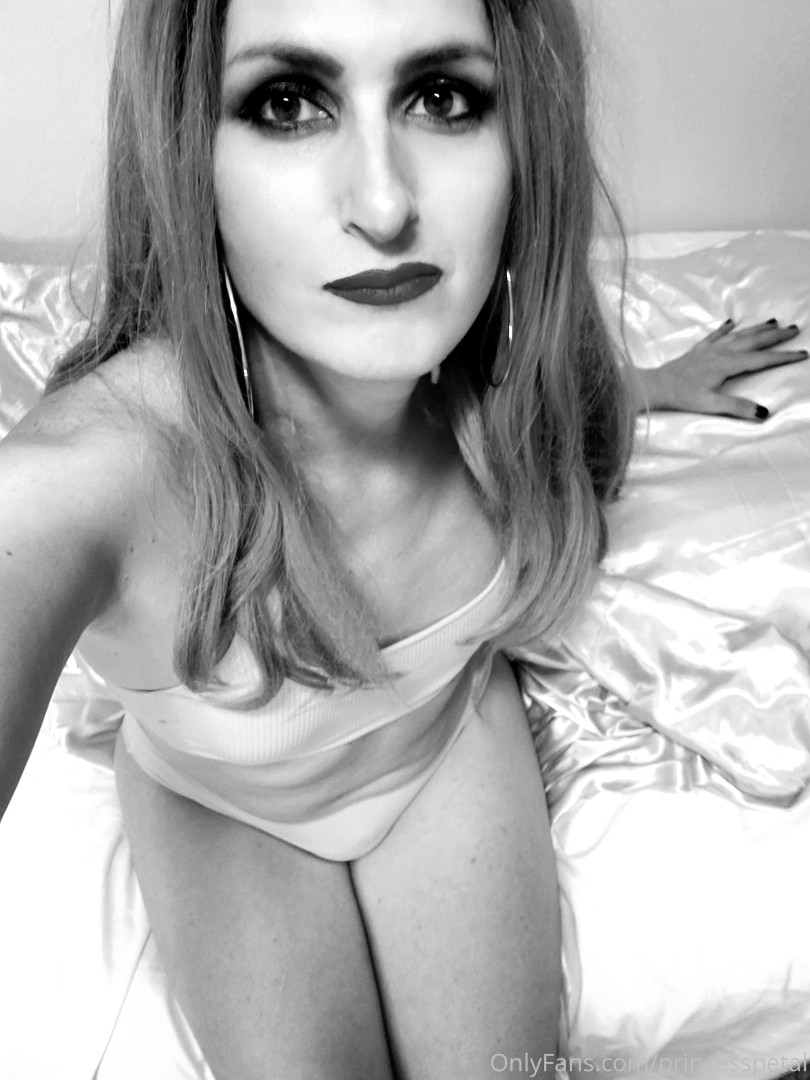 Photo by princesspetal published on October 16,2023 10:31:10 - BestThots