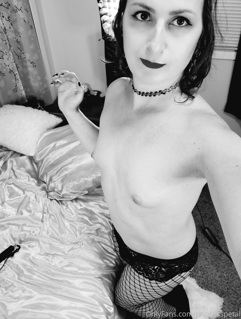 Photo by princesspetal published on October 16,2023 10:39:54 - BestThots