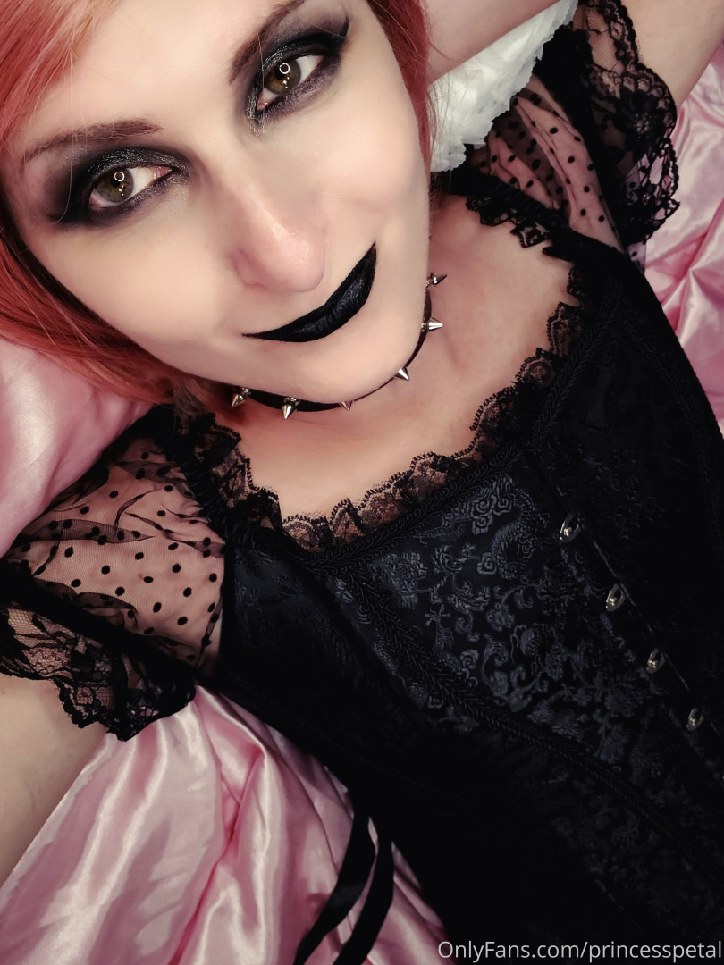 Photo by princesspetal published on October 16,2023 10:42:50 - BestThots