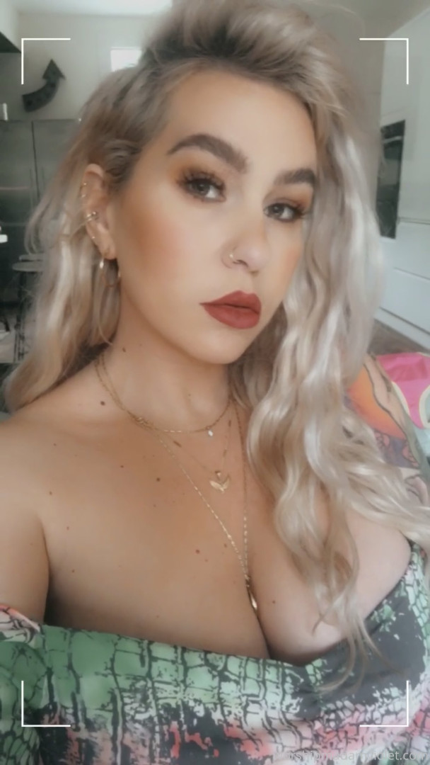 Photo by surrendersubmit published on October 16,2023 05:35:02 - BestThots